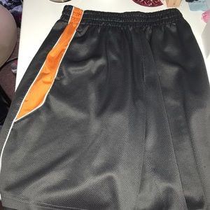 PUMA BOYS BASKETBALL SHORTS